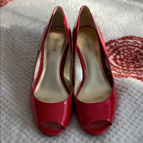 Alfani Wedges - Picture 1 of 4